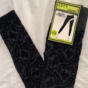 Black embossed fleece lined leggings leggings